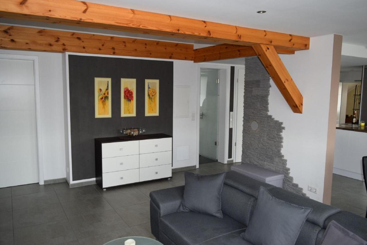 Ferienwohnung Blassneck Цирндорф Екстериор снимка