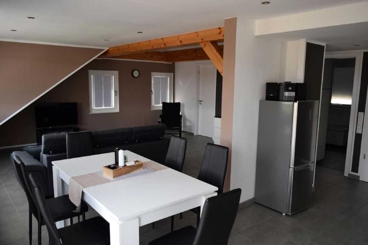 Ferienwohnung Blassneck Цирндорф Екстериор снимка
